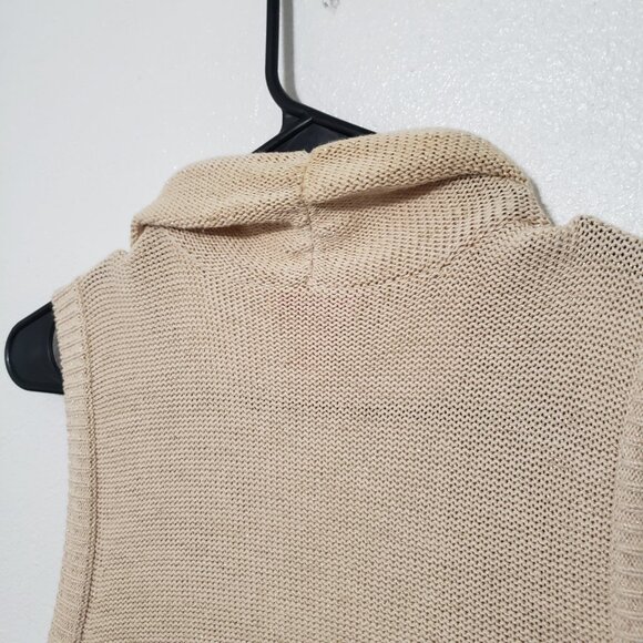 Lilly Pulitzer Cardigan - Picture 8 of 12